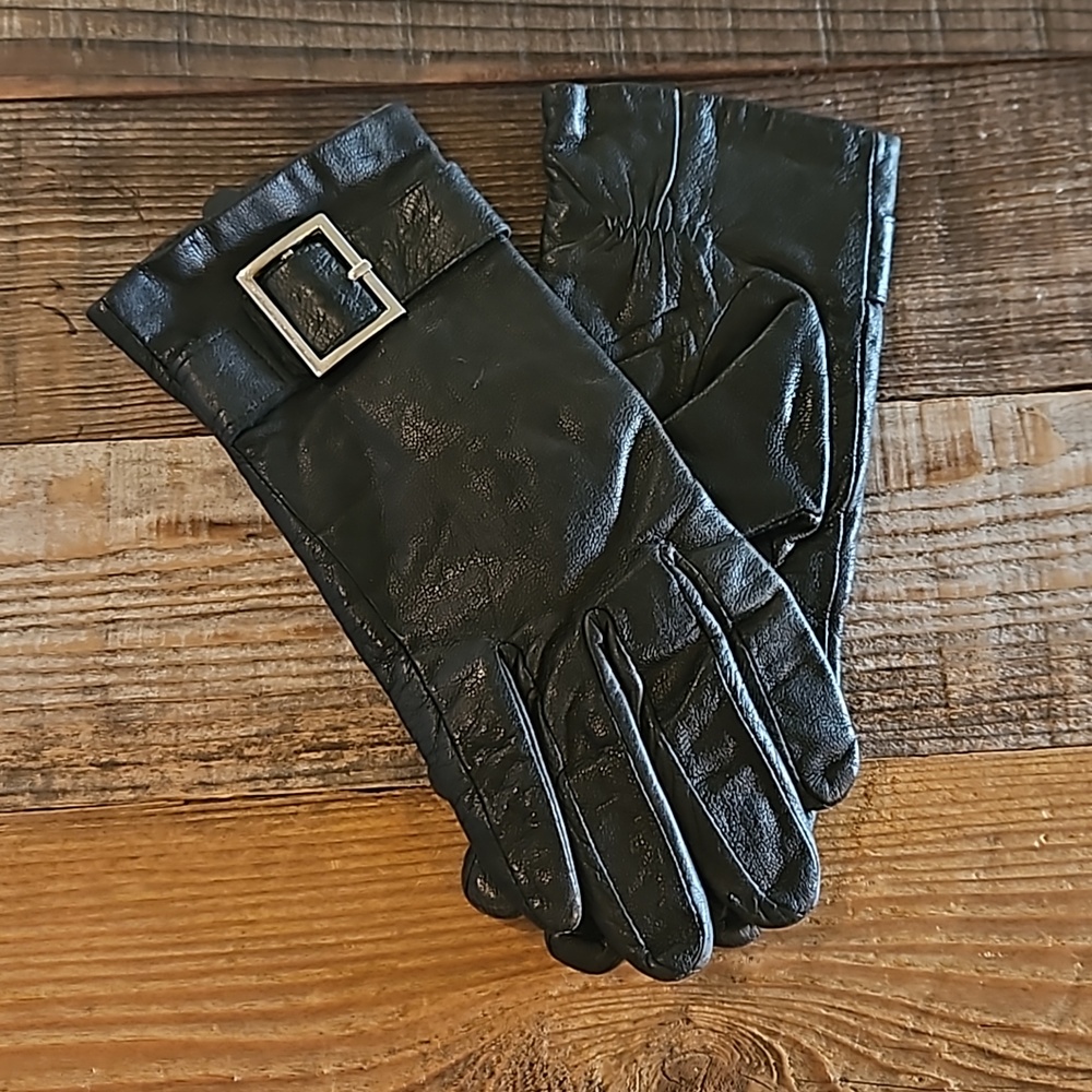 Black Leather lined gloves - Small